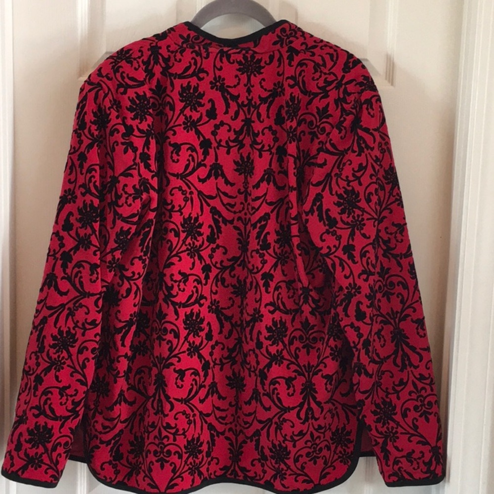 Mandarin Collared Jacket And Tank - image 2